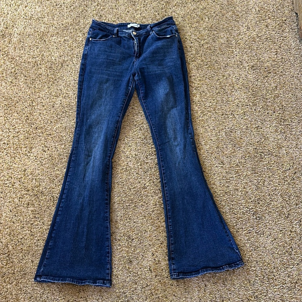 Elegant Boot Cut Jeans in Deep Blue